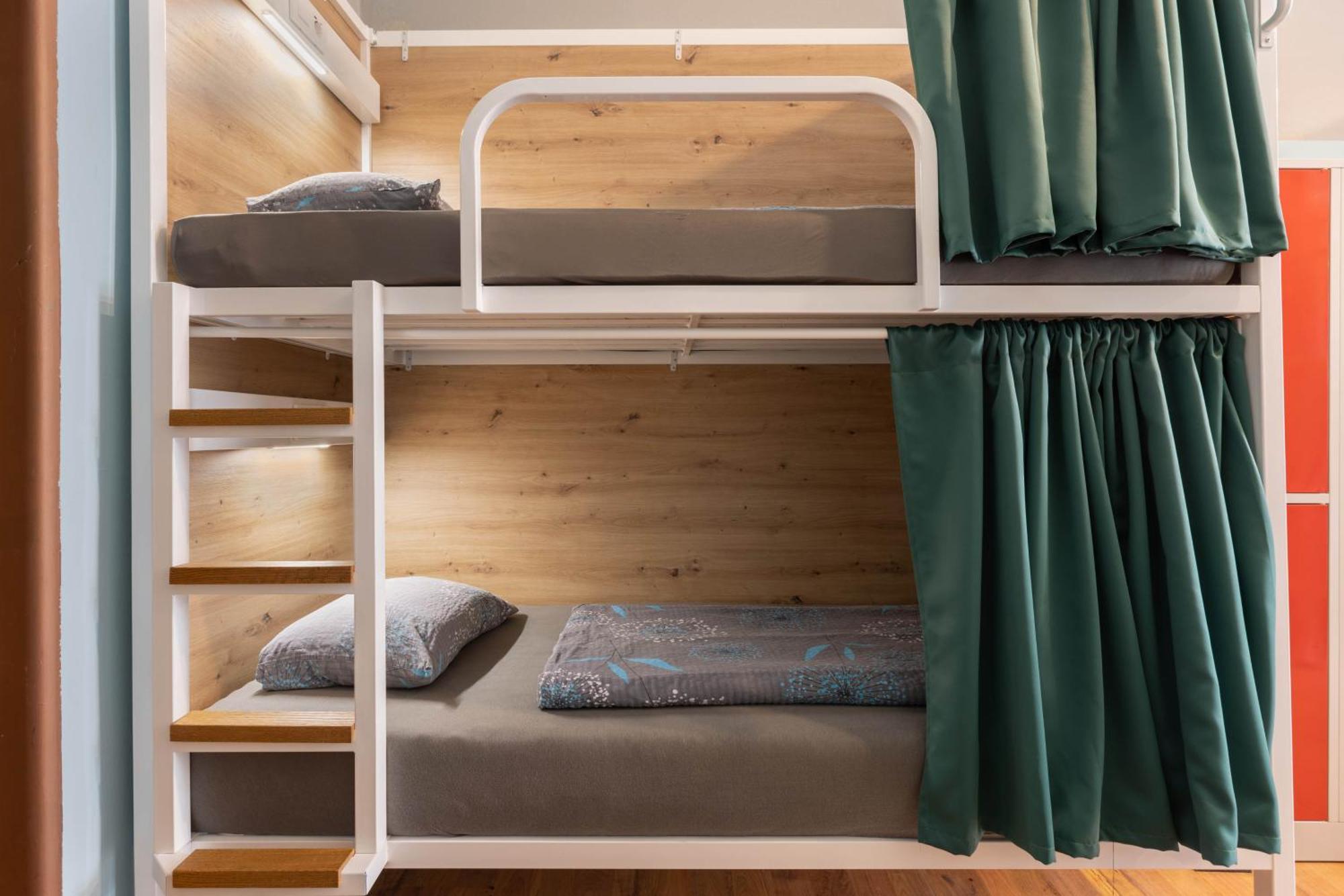 Hostal Elf Praga