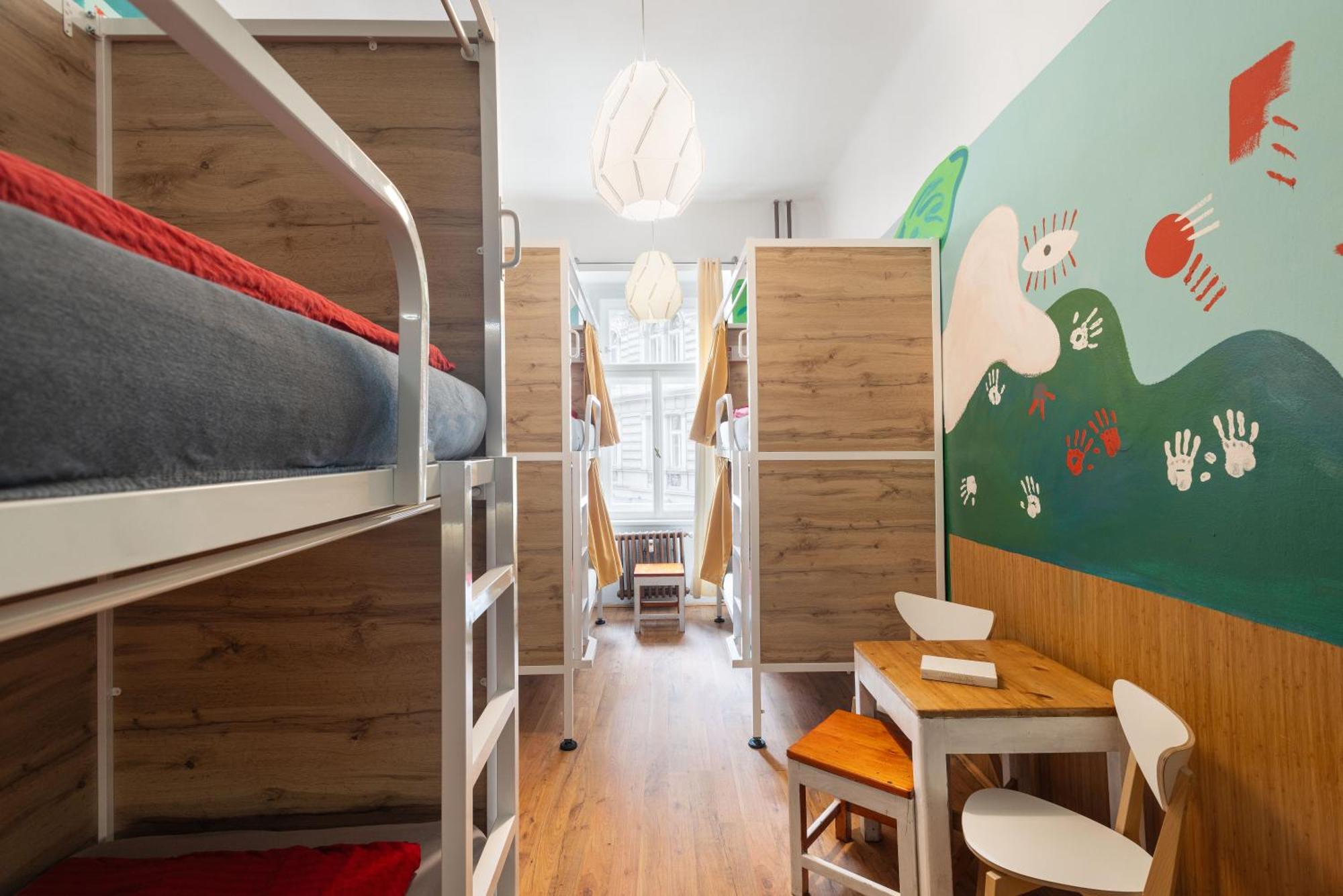 Elf Hostal Praga
